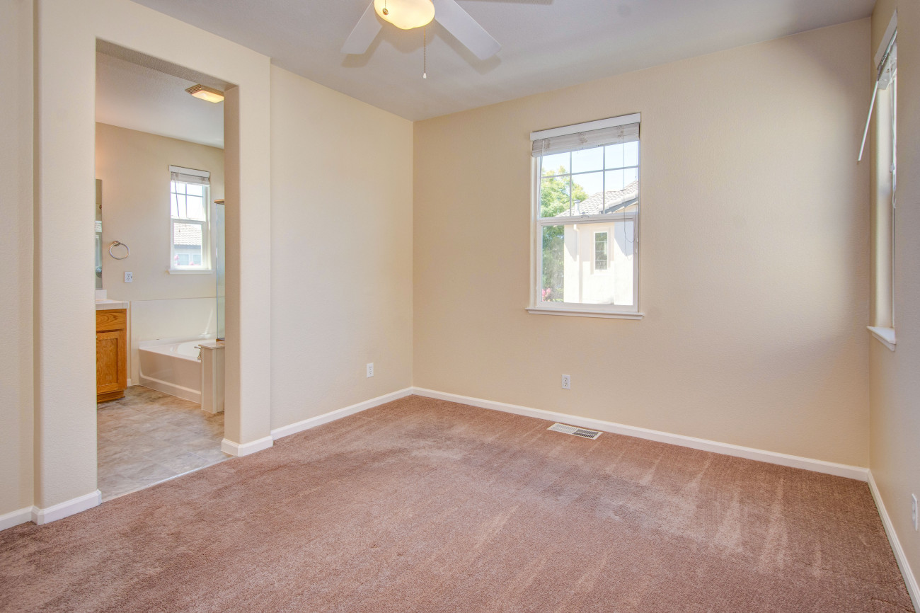 1650 Glenmore-23.jpg